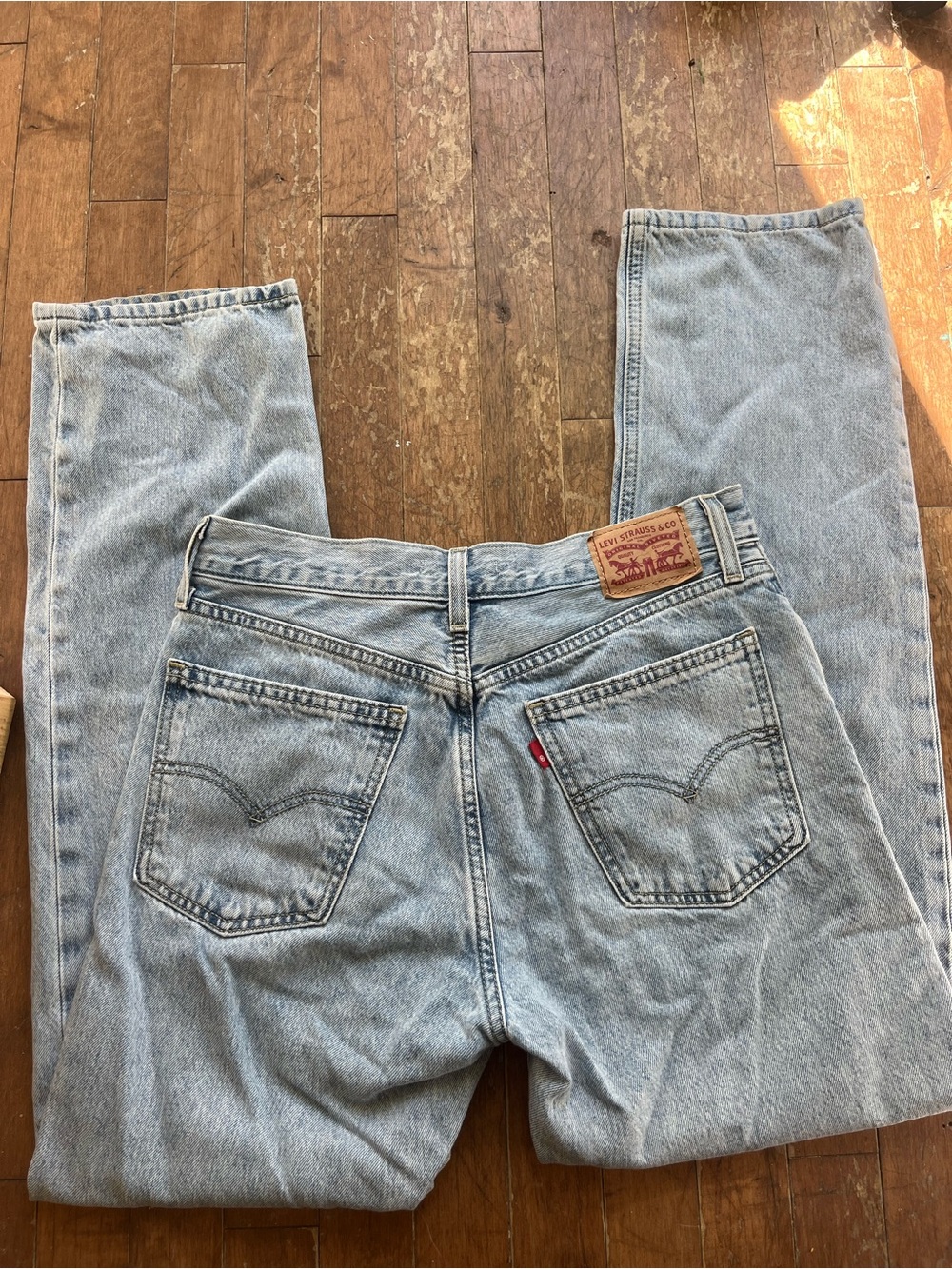 Levi’s Ribcage Straight Ankle High Rise Jeans Light Wash Size 27